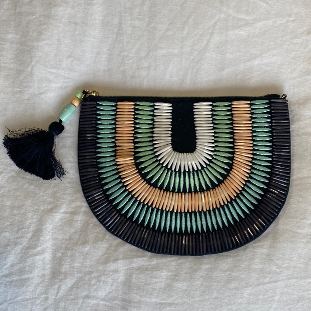 STELLA & DOT NAVY SEMI CIRCLE BEADED CLUTCH